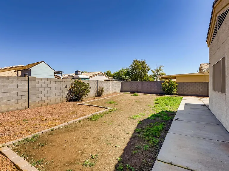 8726 W Bobby Lopez Dr — Photo 26