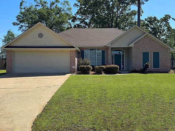 2nd image of 104 Gretchen Cir