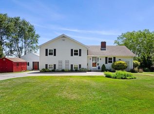 158 Whitehall Rd, Amesbury, MA 01913