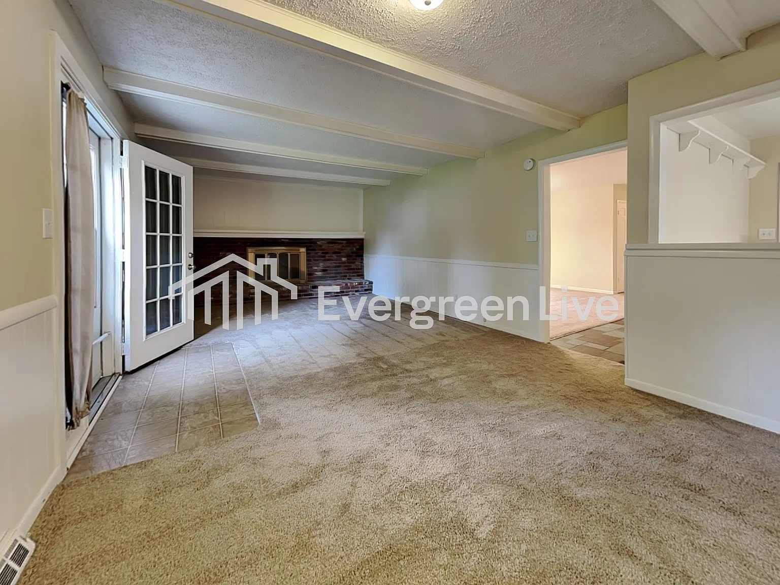 3 bed, 1.5 bath, 1632 sqft, $1,845 — Photo 3