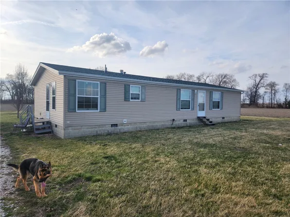 20901 N State Highway 32, Shumway, IL 62461