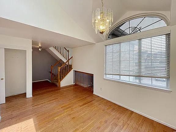 1st image of 36 Latourette Ln #1