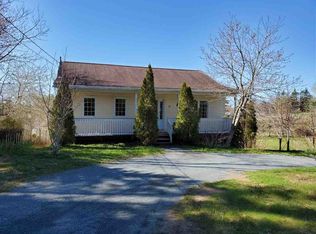 11 Mayflower Ave, Beaver Bank, NS B4G1C1