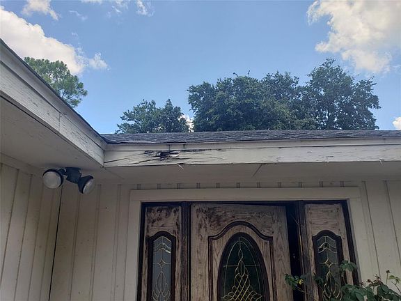 2nd image of 12331 Millbanks Dr