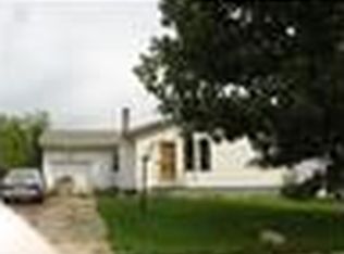 6606 Parkview Ln, Omaha, NE 68104