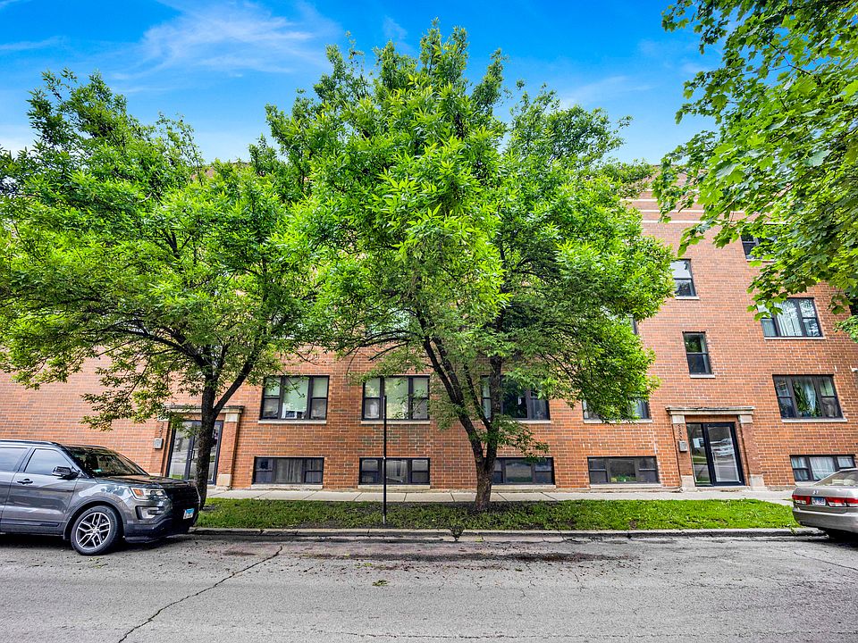 1st image of 3800 W Altgeld St #204