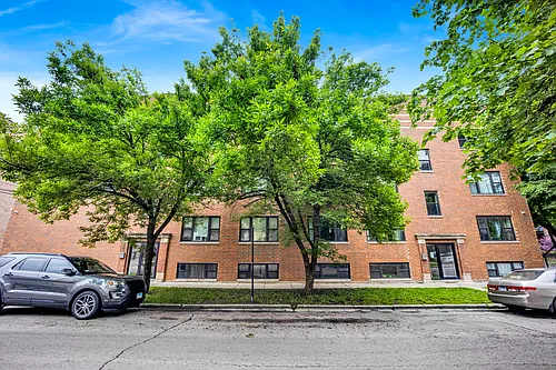 3800 W Altgeld St #204 Photo 1