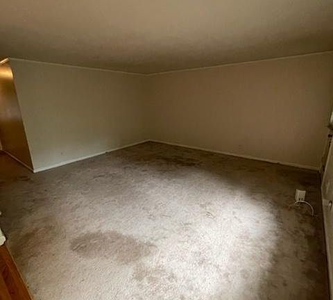 4th image of 2867 Audubon Cir