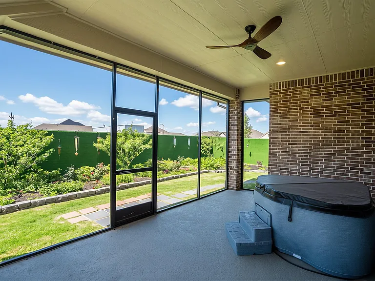 12715 Plaza Solana Pl — Photo 4