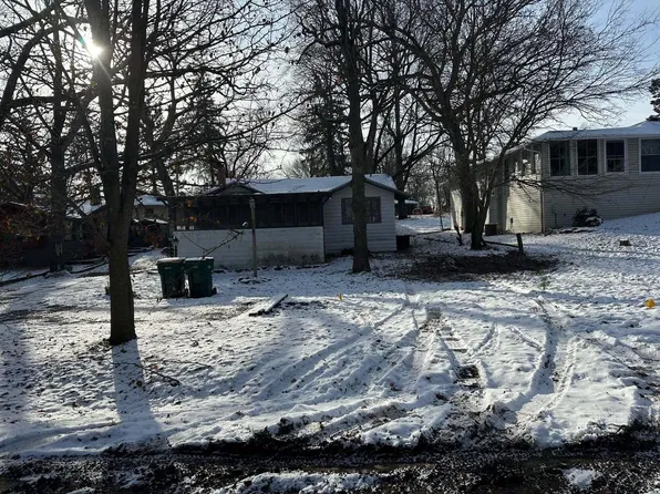 W145 Hilltop ROAD, Genoa City, WI 53128