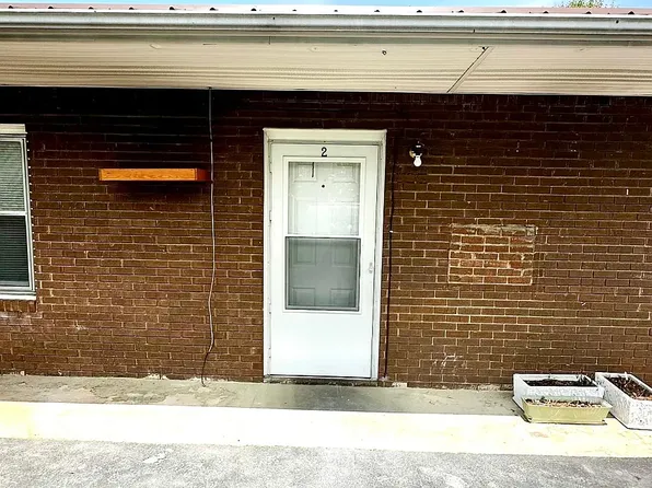 393 Melrose Dr #2, Bassett, VA 24055