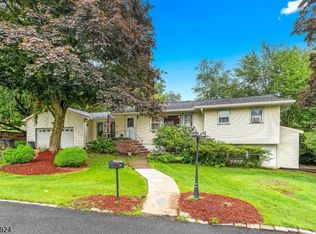 510 Logan Dr, Landing, NJ 07850