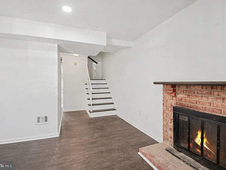 14113 Morrison Ct — Photo 6