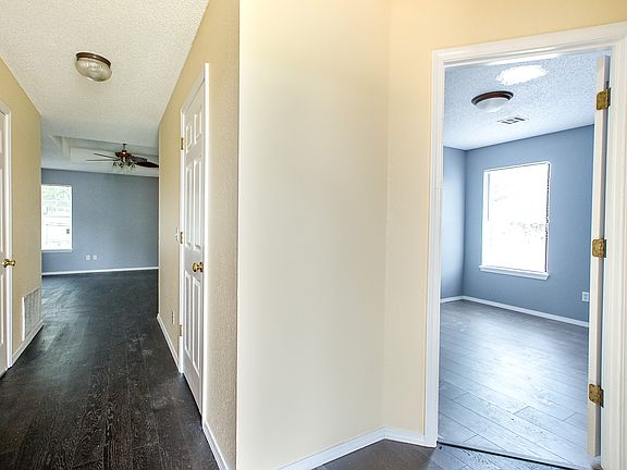 5th image of 1222 S Pepper Tree Ln