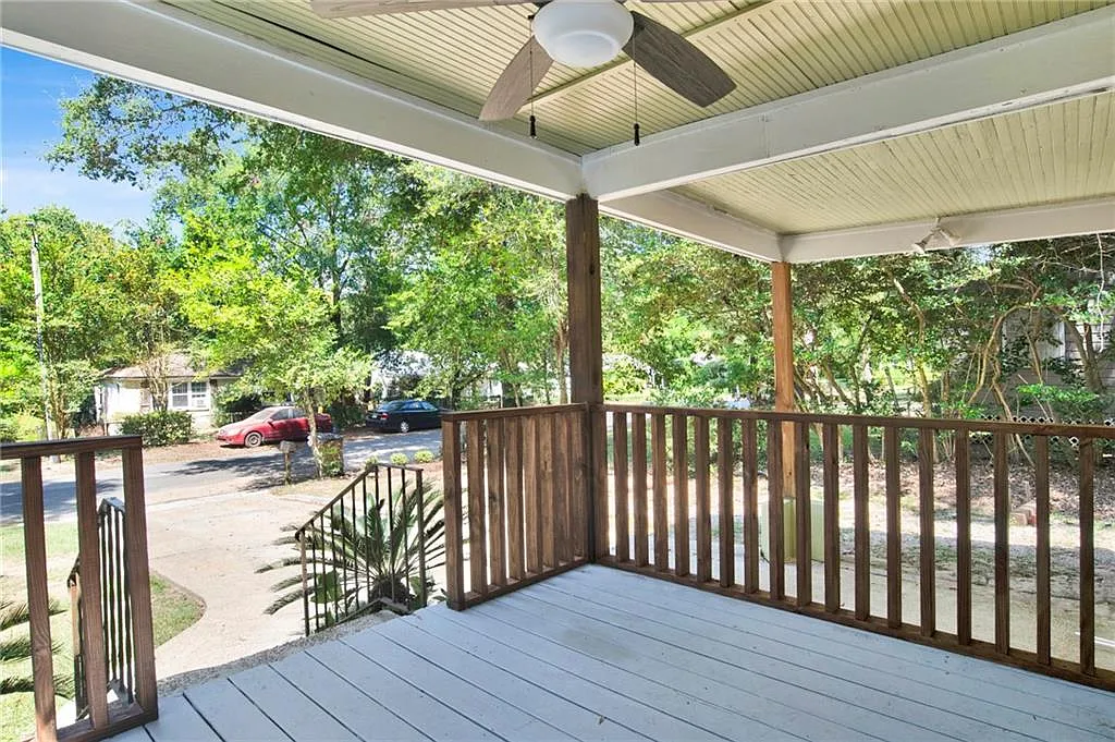 2 bed, 1.5 bath, 900 sqft, $1,495 — Photo 4
