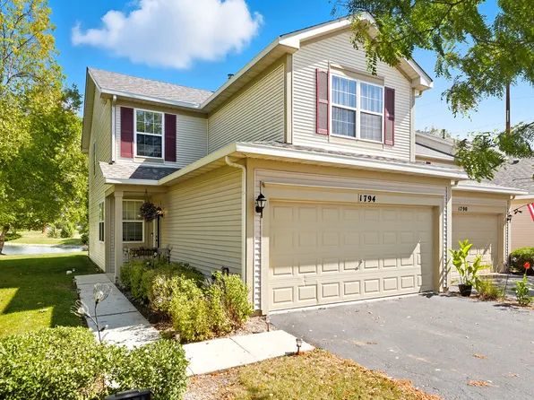1794 N Wentworth Cir, Romeoville, IL 60446