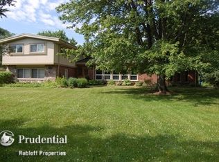 2615 Crestwood Ln, Riverwoods, IL