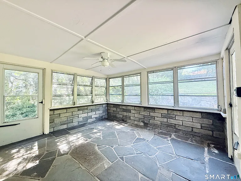 2326 Old Town Rd — Photo 12