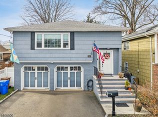 76 Elmwood Ter, Linden City, NJ 07036