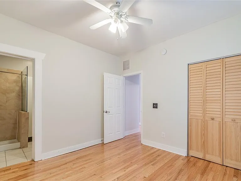 317 W Jean St — Photo 29