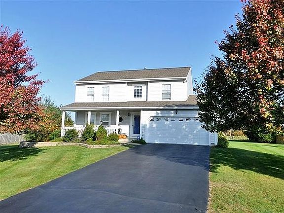 2nd image of 233 N Bend Dr