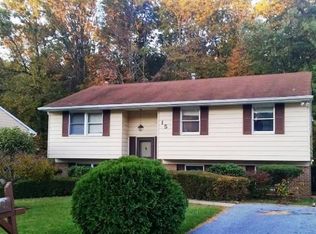 15 Strongwood Rd, Owings Mills, MD 21117