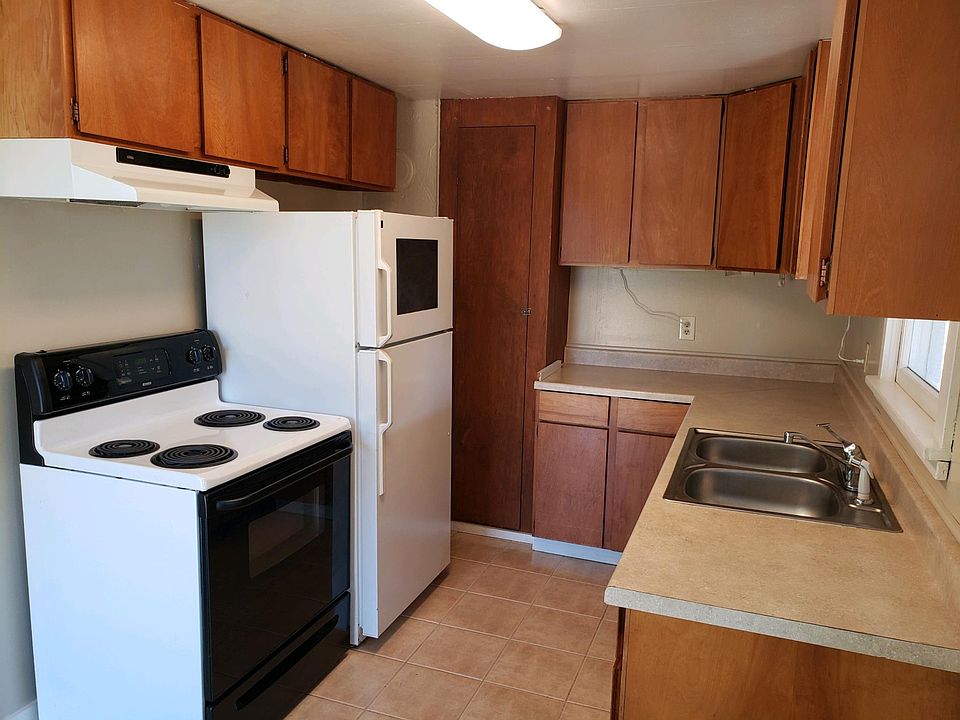 2nd image of 9744 1st Ave NW