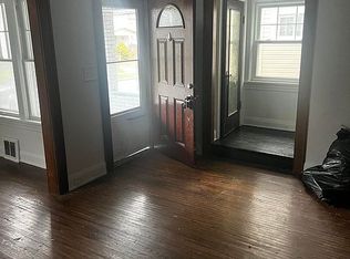 525 Bates Rd, Toledo, OH 43610
