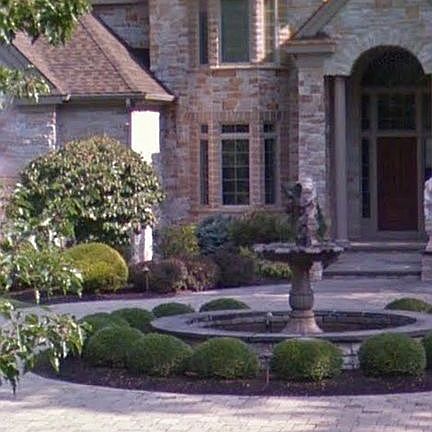5th image of 1 Beacon Hill Dr