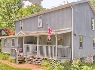 27 Bowersox Rd, Milton, PA 17847