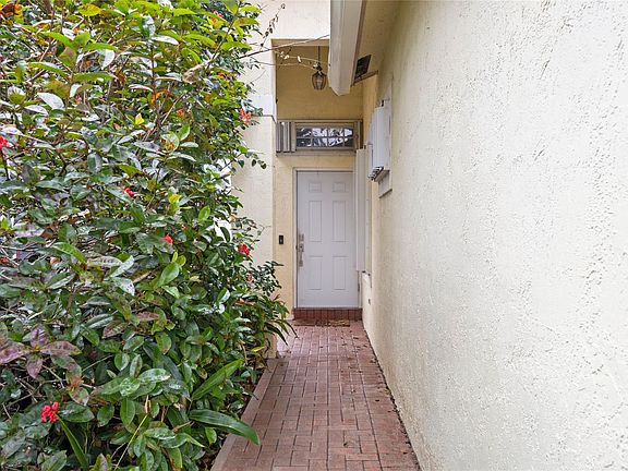 2nd image of 6264 NW 38th Drive