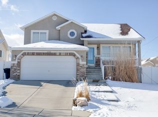 3580 S Lamplight Ln, Magna, UT 84044