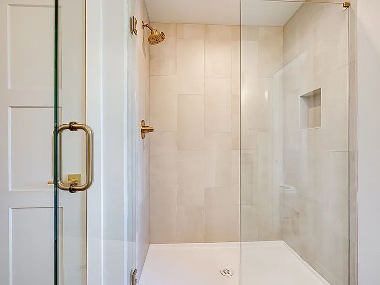 11010 NE 54th Ave — Photo 20
