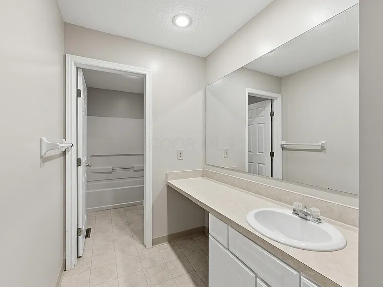 4889 Common Market Pl — Photo 7