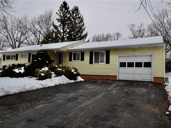 311 Saltmakers Rd, Liverpool, NY 13088