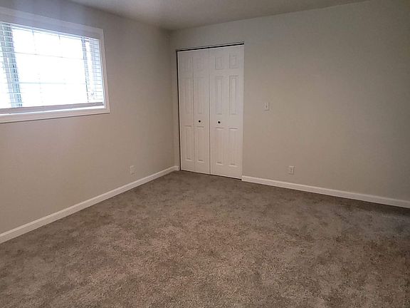 2nd image of 4560 Sean St