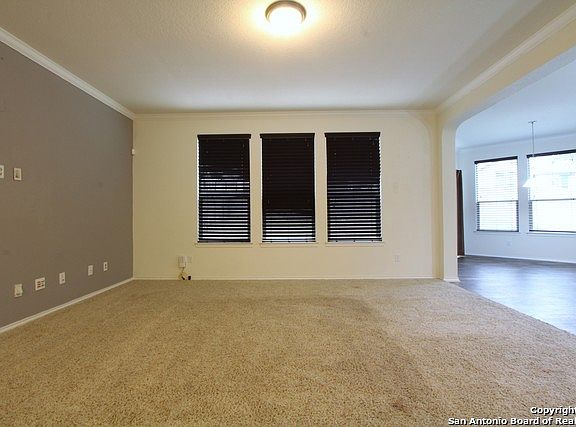 4th image of 4418 Montrose Wood
