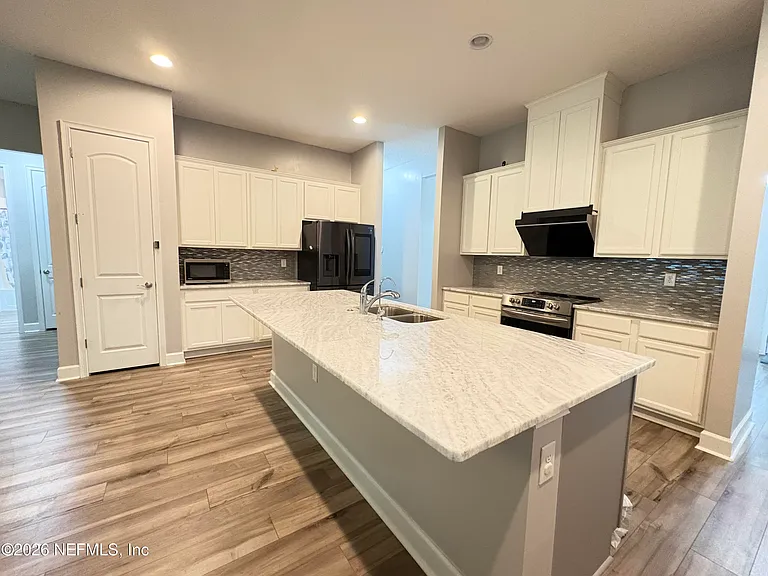 104 Linda Lake Lane St — Photo 4