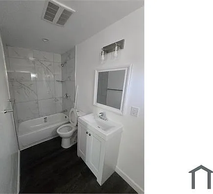 2 bed, $2,887 — Photo 2