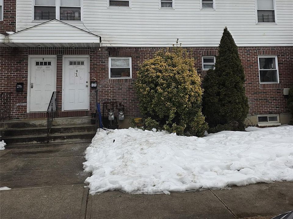 1st image of 19804 90th Avenue