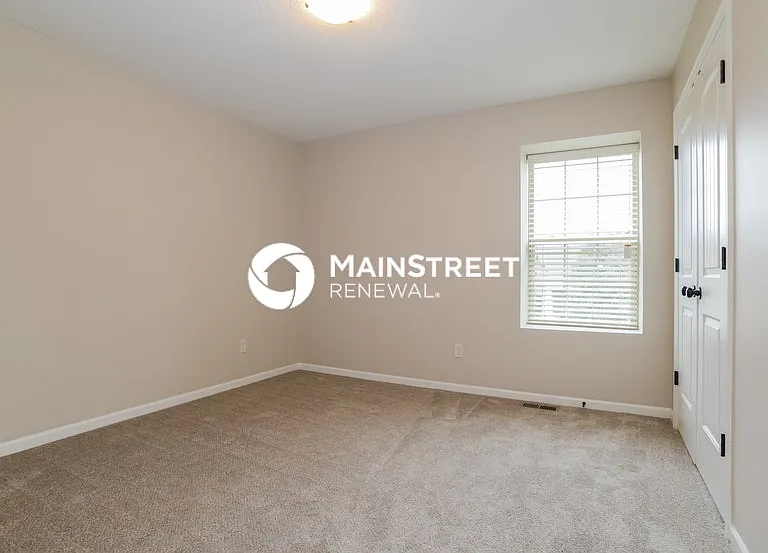 18521 E 20th Street Ct — Photo 9