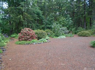 30 N Oxbow Pl, Hoodsport, WA 98548
