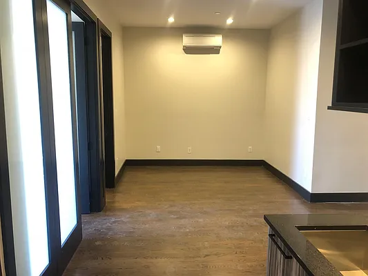 Rented by Lang Realty LLC | media 4