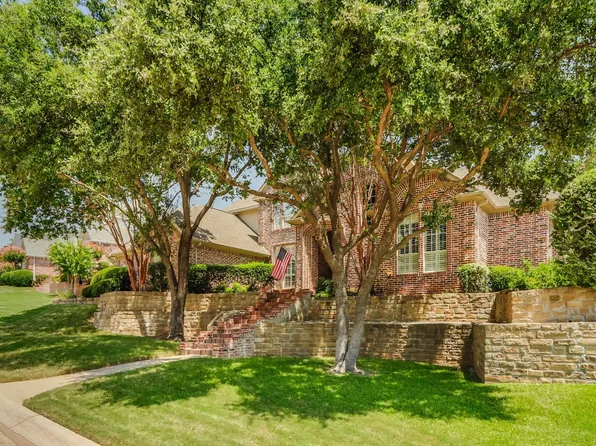 802 Greenvalley Ln, Highland Village, TX 75077