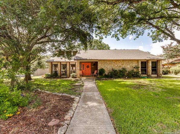 2302 Stoney Trail Cir, San Antonio, TX 78231