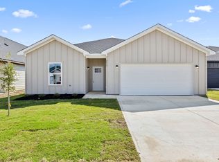 217 Lead Creek Dr, Fort Worth, TX 76131