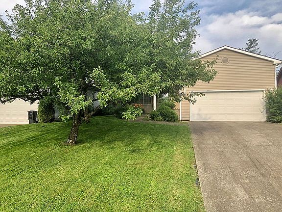 2nd image of 393 Garden Point Dr