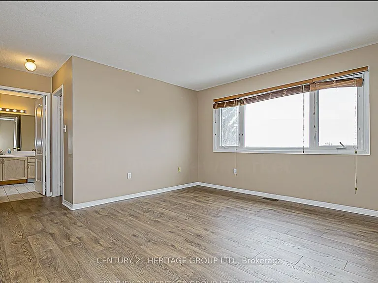 162 Widdifield Ave — Photo 17