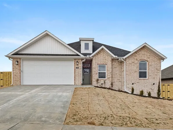 1490 Sessile Oak Way, Bentonville, AR 72713