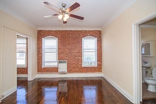 1st image of 465 N Western Ave #2nd